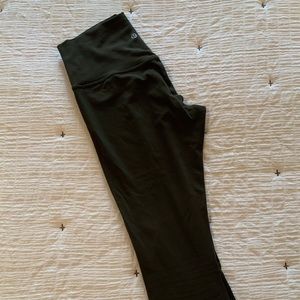 Pace Rival High-Rise Crop 22”